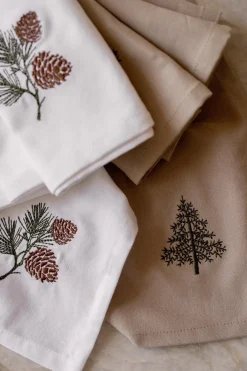 Tøyserviett med brodert kongle 4pk